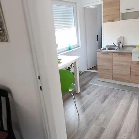 Lejlighed Volijak 18 *